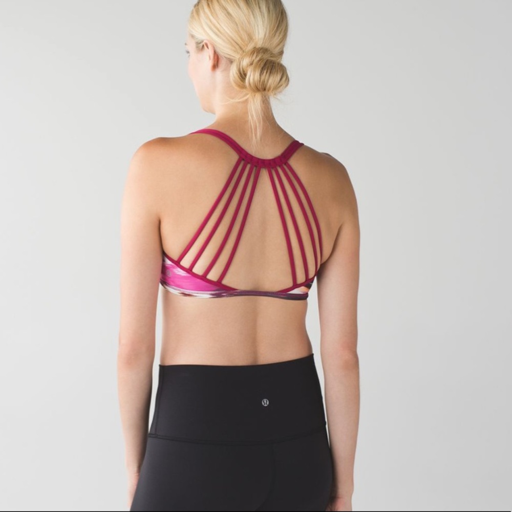 Lululemon Lighten Up Bra Pigment Wind Berry Rumble